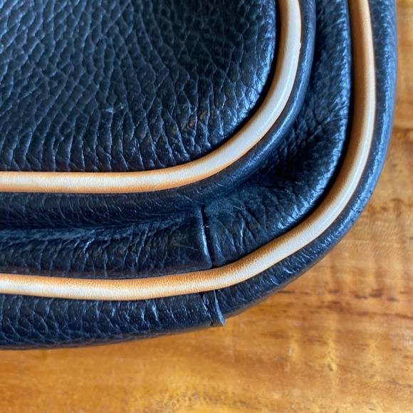 Valentina Genuine Pebbled Italian Sling Backpack/Shoulder Bag - Picture 3 of 9